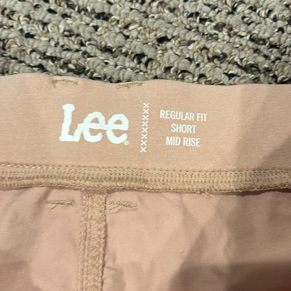 Lee Women's Light Pink Cargo Shorts - Picture 3 of 5